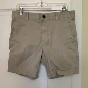 Men’s Slim Fit Light Khaki Shorts